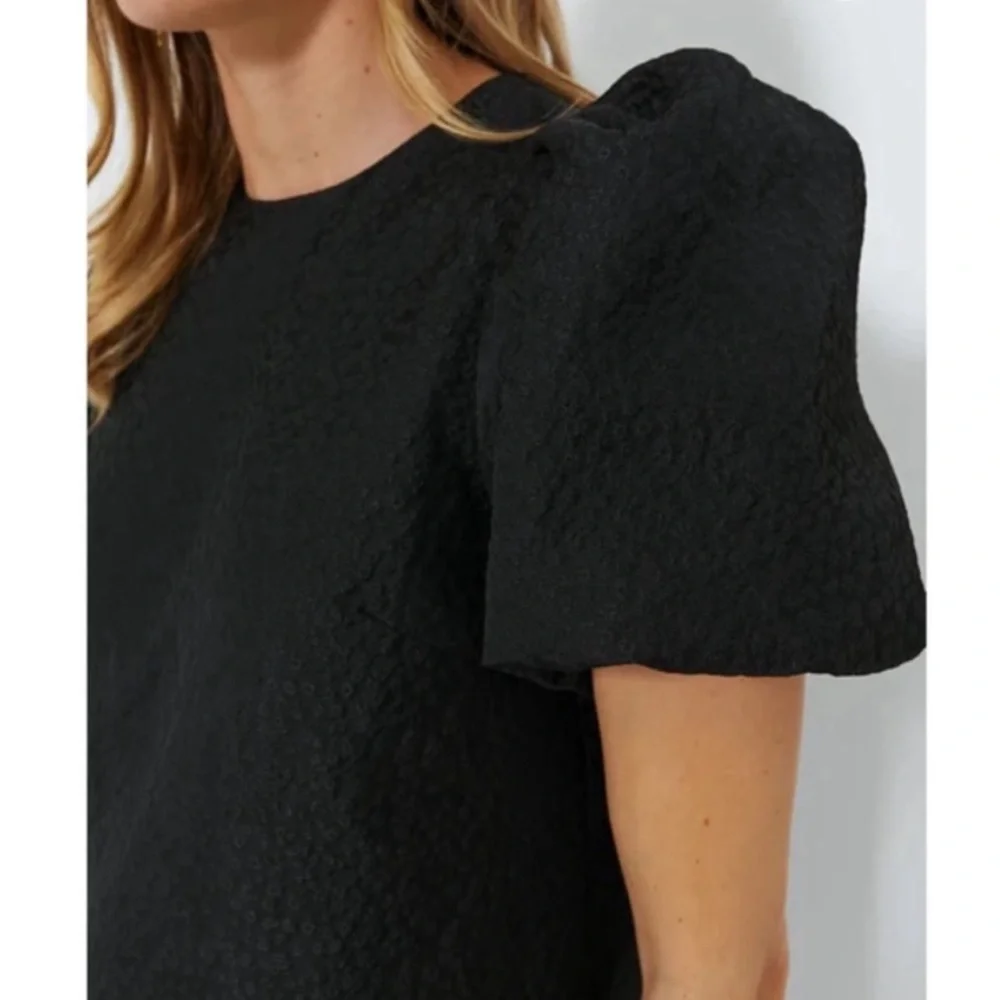 POMANDER PLACE Black Jacquard Lyla Blouse
